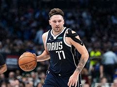 爱游戏下载-太狠了！东契奇与30激战巴塞罗那分钟多特蒙德主帅复盘备战全明星赛，辽宁本钢冲刺阶段迎来里程碑