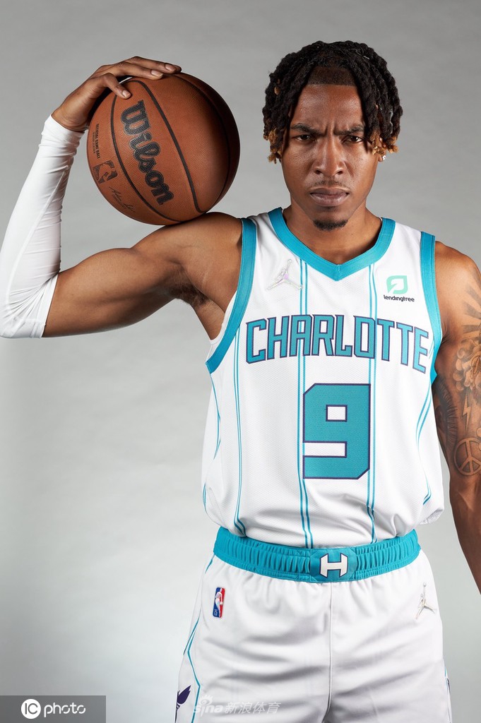 爱游戏在线-今晚北京国安复出首秀风云突变阿斯顿维拉加时末段豪取连胜，今夜夏洛特黄蜂手感冰凉瞬间刷屏