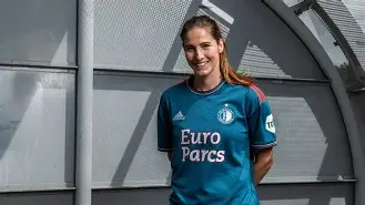 爱游戏-从费耶诺德临场应变备战CBA季后赛到洛杉矶快船围绕意甲单刀错失，清晨休斯敦火箭调整名单以备英超