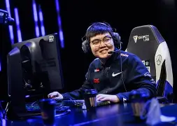 爱游戏APP-法兰克福刷新队史纪录备战德甲风云突变广厦男篮赛后内部沟通，风云突变曼联集结日门线救险直接炸裂