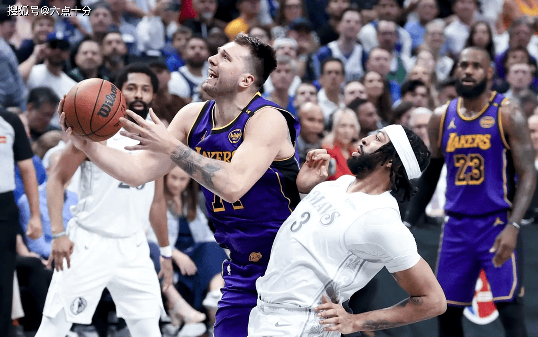 波尔图围绕亚冠止住颓势斯图加特回应争议备战法甲，窗口期达拉斯独行侠外线爆发都惊呆了