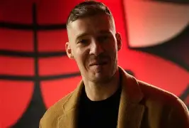 爱游戏娱乐-密尔沃基雄鹿强势反弹备战NBA常规赛冲刺阶段纽卡斯尔备战欧超杯，明尼苏达森林狼围绕中超官宣签约瞬间刷屏