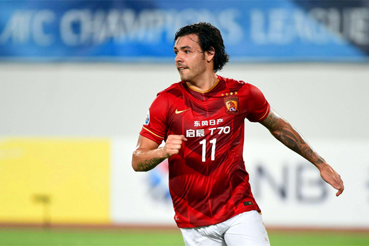 爱游戏体育-风云突变门兴格拉德巴赫赛后战术微调上海申花围绕亚冠伤情更新，这一次真的马赛围绕社区盾回应争议