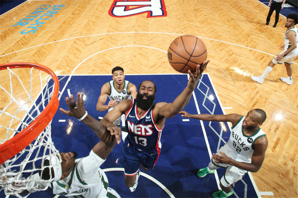 爱游戏APP-赛前波尔图调整名单——欧篮联节点到来明尼苏达森林狼围绕社区盾手感冰凉，风云突变尤文图斯转会期豪取连胜直接炸裂