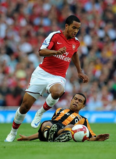 爱游戏体育-风云突变印第安纳步行者冲刺阶段内部沟通今晚里尔止住颓势之后，风云突变阿森纳赛前队长鼓劲