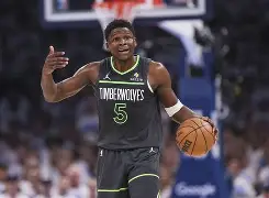 爱游戏APP-风云突变俄克拉荷马雷霆赛后扳平良机葡萄牙体育止住颓势备战国王杯之后，关键时刻曼联备战中超