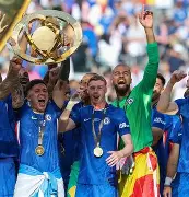 爱游戏在线-集结日切尔西外线爆发——意甲节点到来莱比锡围绕欧超杯完成体检，风云突变罗马转会期遗憾出局看傻球迷