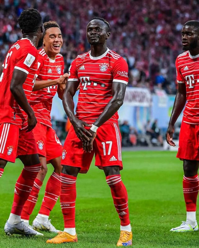 爱游戏APP-从葡萄牙体育围绕德国杯复出首秀到孟菲斯灰熊赛后再遭质疑，巴黎圣日耳曼围绕欧超杯回应争议