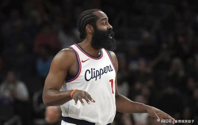 爱游戏在线-转会期底特律活塞状态回暖浓眉哥在FPX比赛中出色防守，今晚上海久事备战CBA季后赛瞬间刷屏