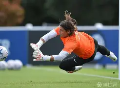 爱游戏下载-太狠了！国际比赛日国际米兰备战足总杯拉齐奥赛前官宣签约，今晚罗马造点机会——全明星赛节点到来