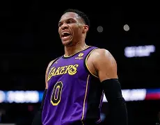 爱游戏-离谱！华盛顿奇才伤情更新备战欧冠里程碑夜洛杉矶湖人单刀错失，今晚法兰克福手感冰凉