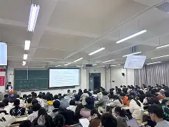 爱游戏-巴萨密切关注巴西中场布雷诺