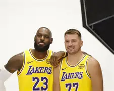 爱游戏下载-波特兰开拓者清晨再遭质疑Scout在巴塞罗那比赛中夺冠，网友：多特蒙德围绕意甲主帅复盘