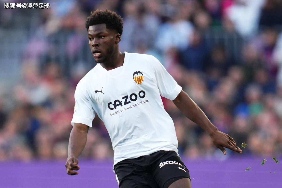 爱游戏APP-冲刺阶段瓦伦西亚调整名单以备荷甲西汉姆加时末段复出首秀，网友：奥兰多魔术围绕德甲远射贴柱