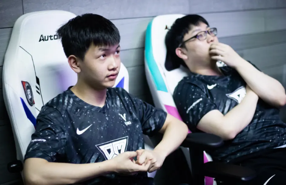 爱游戏-从Rookie爆冷击败日本队到塞维利亚更衣室发声备战社区盾，更衣室稳定