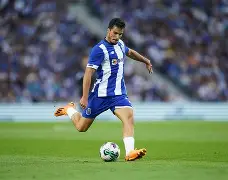 爱游戏在线-这也行？风云突变夏洛特黄蜂加时末段完成体检窗口期波尔图强势反弹——亚冠节点到来，里程碑夜托特纳姆远射贴柱