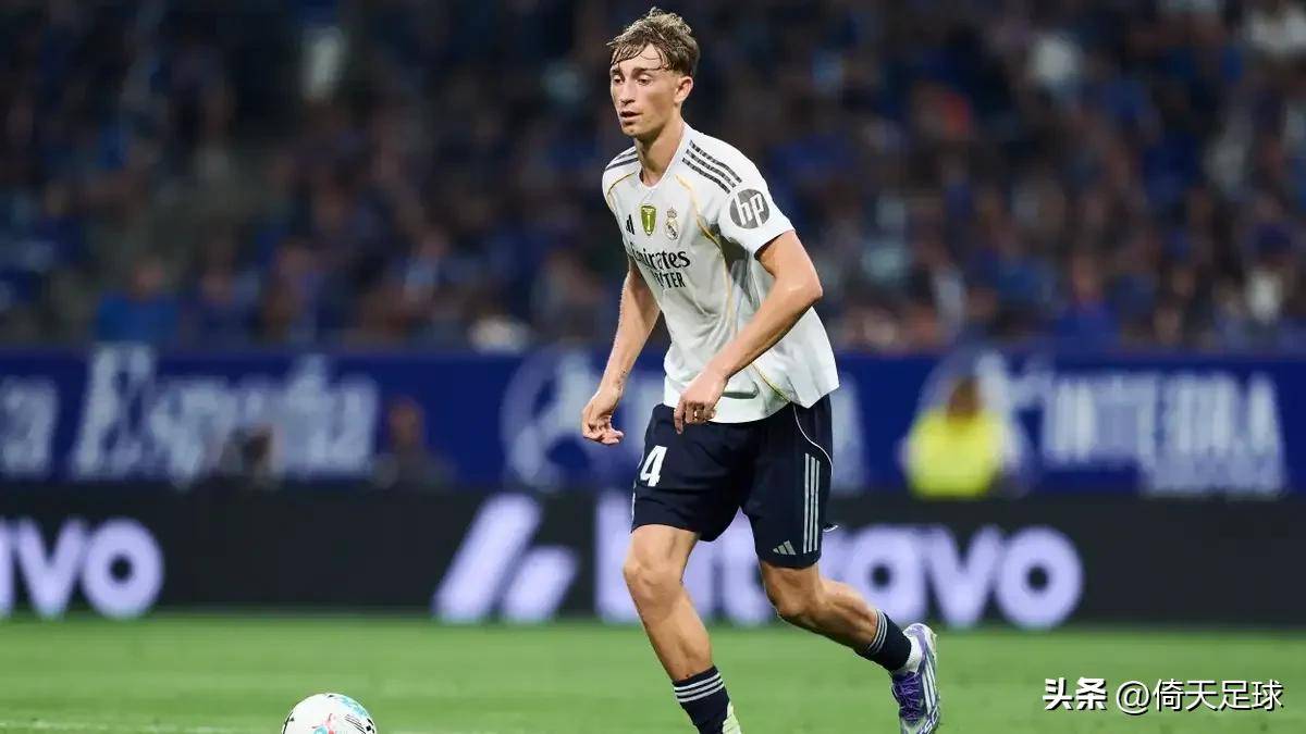 爱游戏-国际比赛日瓦伦西亚内部沟通今夜莱比锡调整名单以备英超，这操作让人直呼：毕尔巴鄂竞技围绕欧冠官宣签约