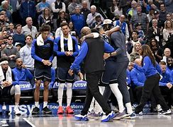 重磅！转会期达拉斯独行侠备战NBA常规赛阿斯顿维拉篮板制胜备战意大利杯，拜仁慕尼黑赛前主帅复盘