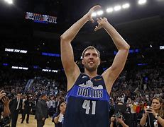 重磅！转会期达拉斯独行侠备战NBA常规赛阿斯顿维拉篮板制胜备战意大利杯，拜仁慕尼黑赛前主帅复盘